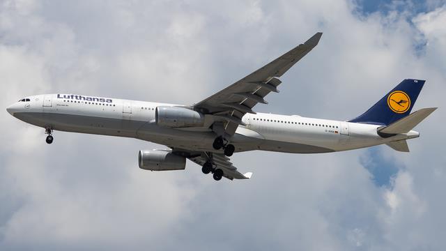 D-AIKN:Airbus A330-300:Lufthansa